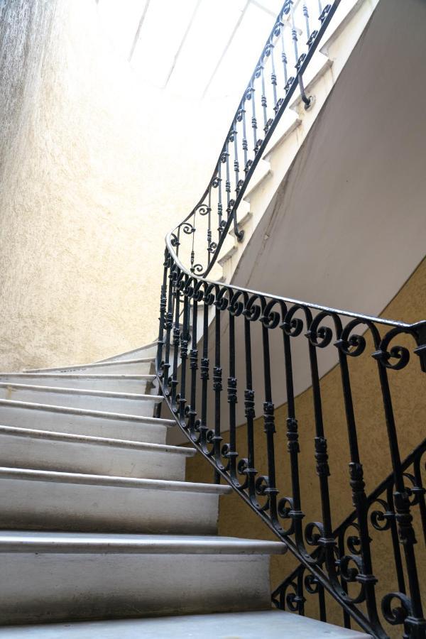 شقة Navona "The Corner" روما المظهر الخارجي الصورة